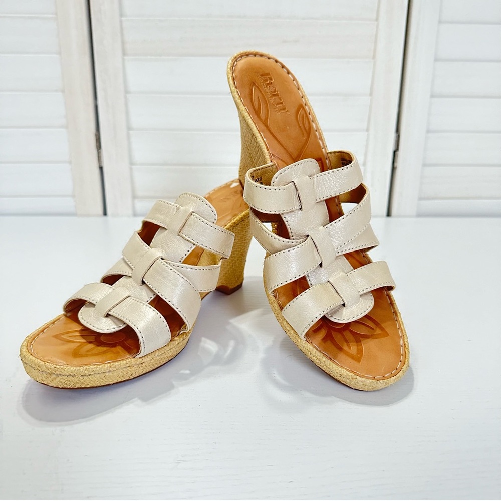 Born Tinka Ivory Metallic Leather Platform Wedge Sz 10